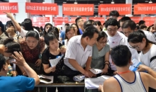 张雪峰们的“胜利”，暴露了高校在一些方面的不足