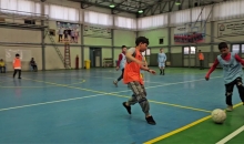 阿富汗| 球场上飞奔的少年