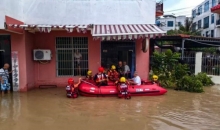 海南遭遇大范围强降雨 半数市县停课2.9万人紧急转移